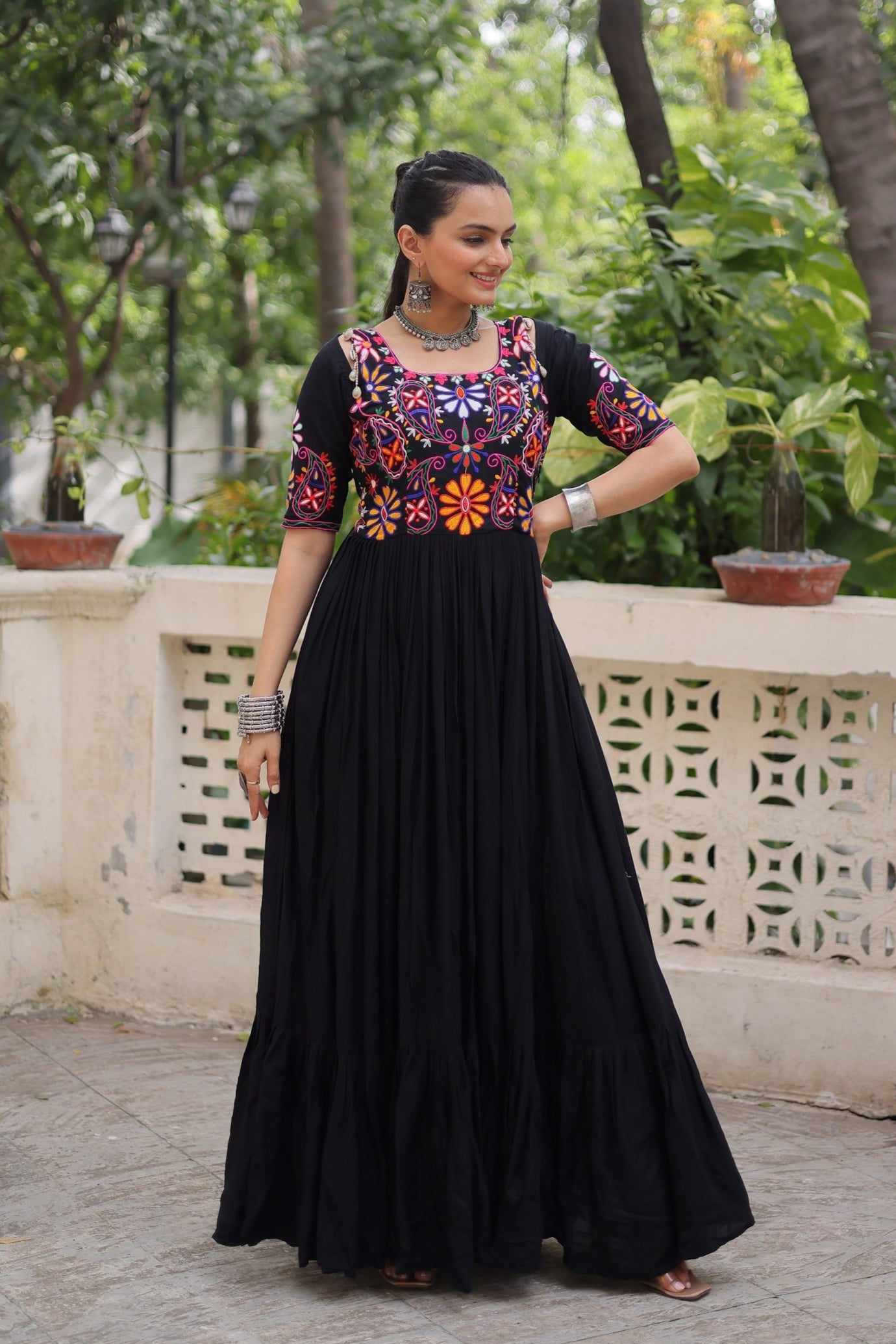ES Navratri Special Premium Kutchi Gamthi Embroidered Gown
