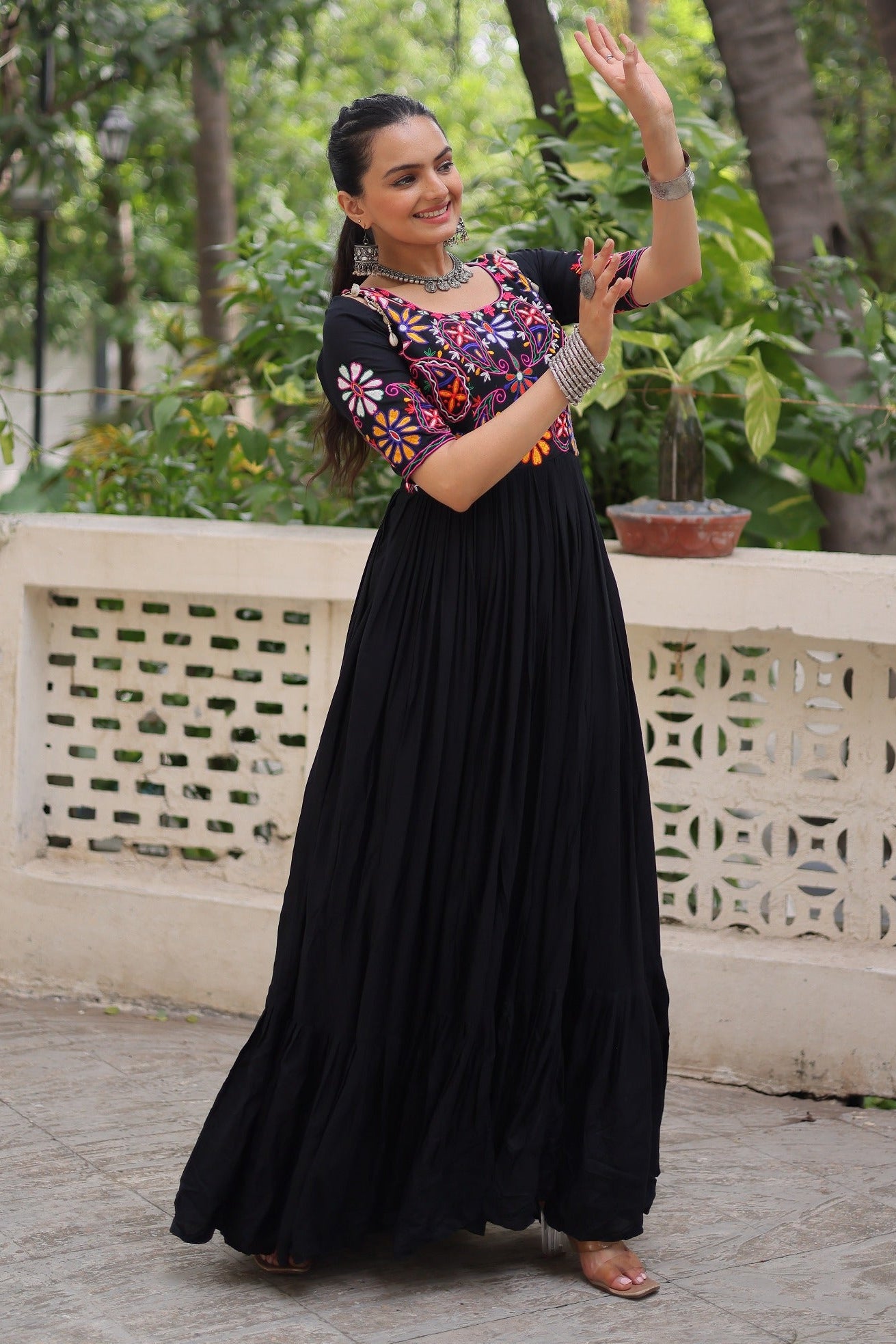 ES Navratri Special Premium Kutchi Gamthi Embroidered Gown