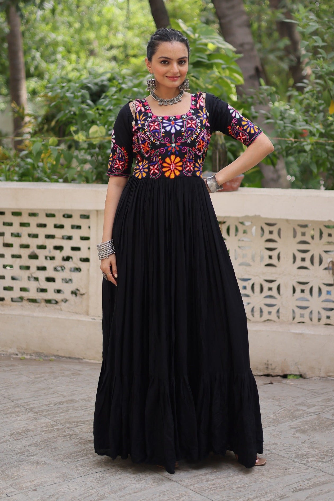 ES Navratri Special Premium Kutchi Gamthi Embroidered Gown