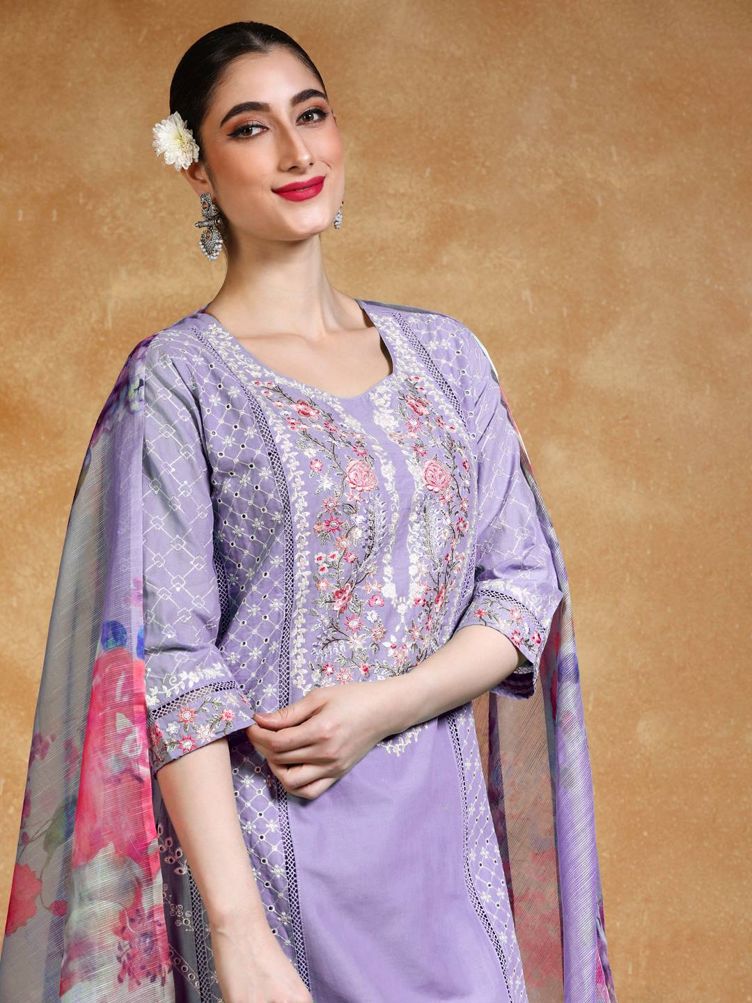 KF Thread Embroidered Kurta With Trouser & Floral Printed Dupatta