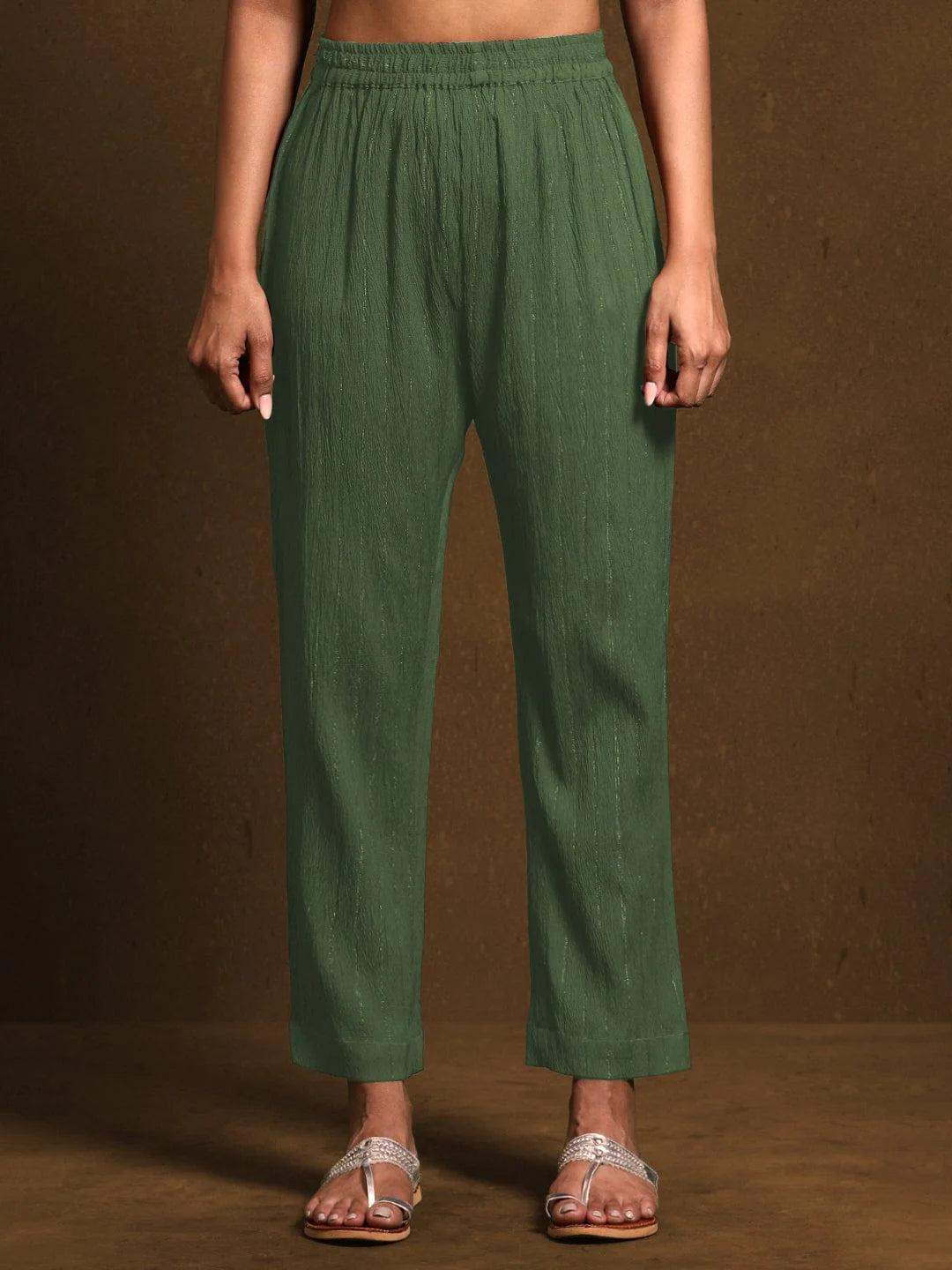 KF Green Poly Crepe Sleeveless Solid Halter Neck Kurta Set