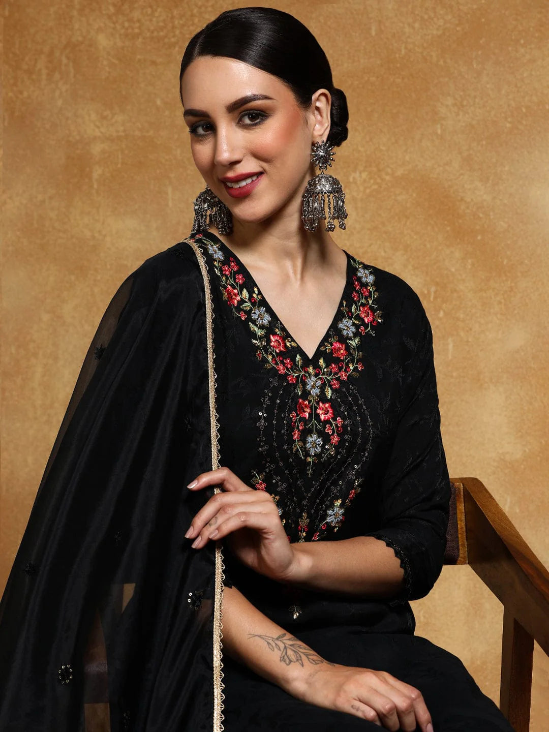 KF Floral Motif Thread Embroidered Yoke Kurta with Trouser & Dupatta