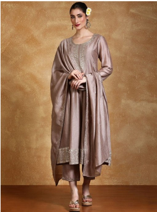KF Zari Embroidered Yoke Kurta With Pant And Dupatta