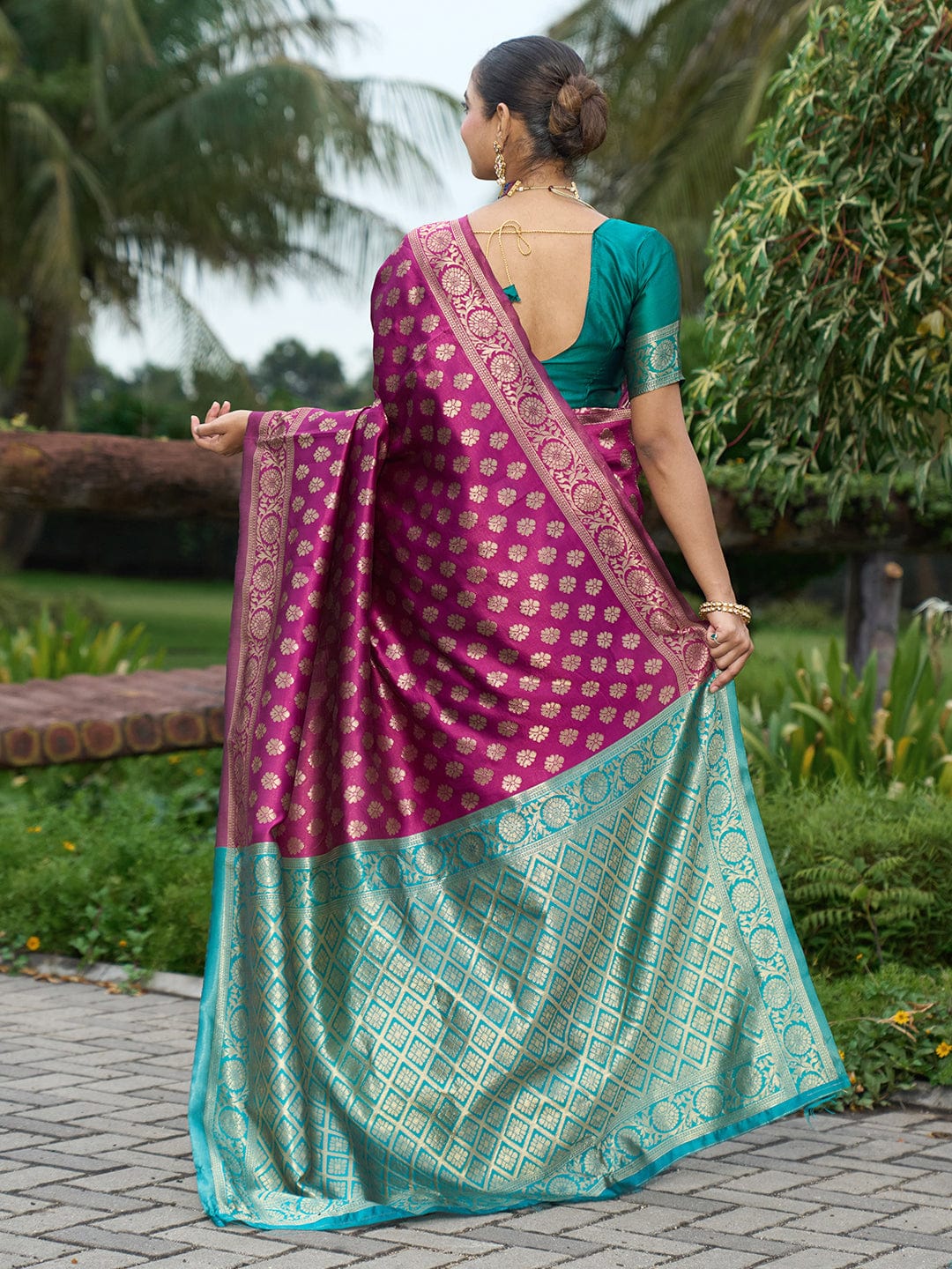 KF Women Kanjivaram Banarasi Silk Woven Design Saree
