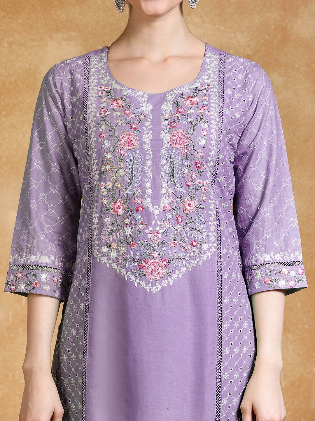 KF Thread Embroidered Kurta With Trouser & Floral Printed Dupatta