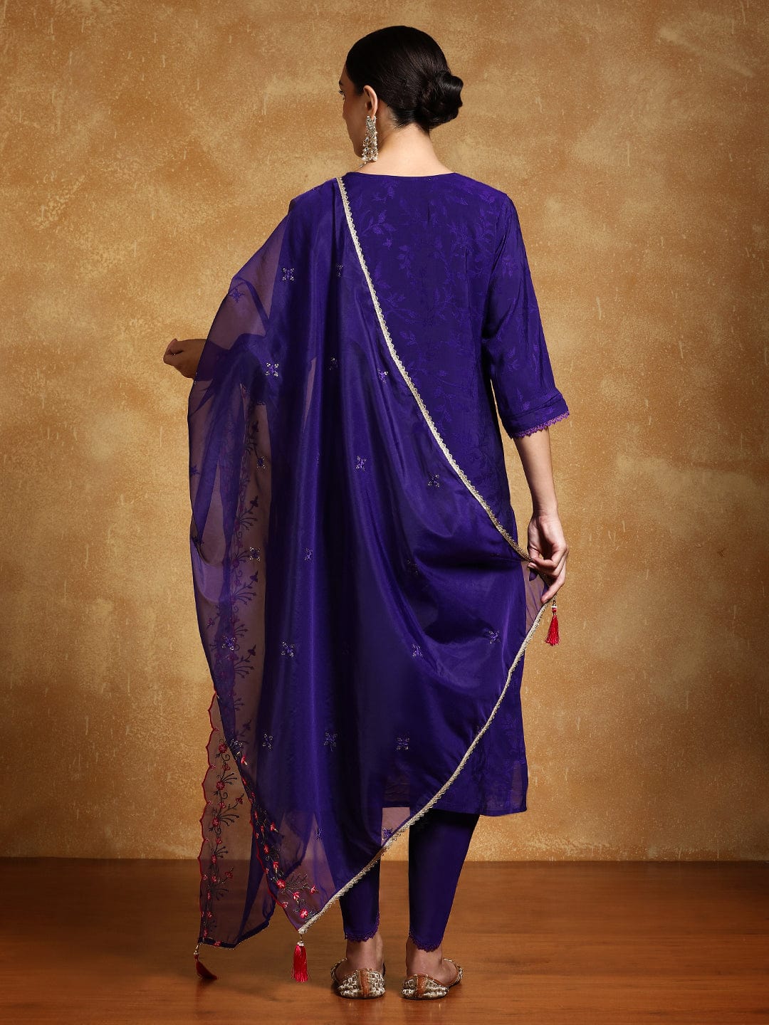 KF Floral Motif Thread Embroidered Yoke Kurta with Trouser & Dupatta