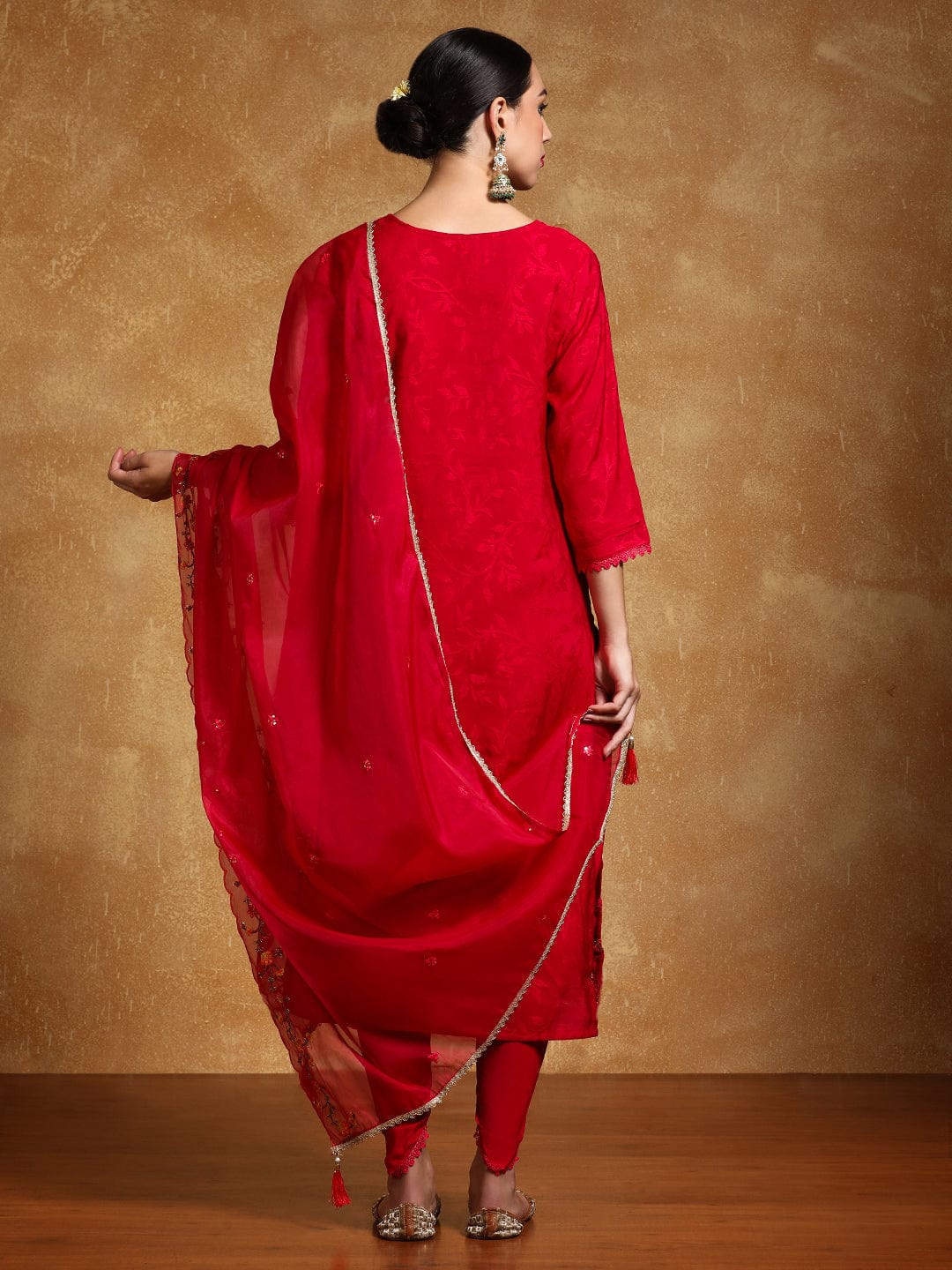 KF Floral Motif Thread Embroidered Yoke Kurta with Trouser & Dupatta