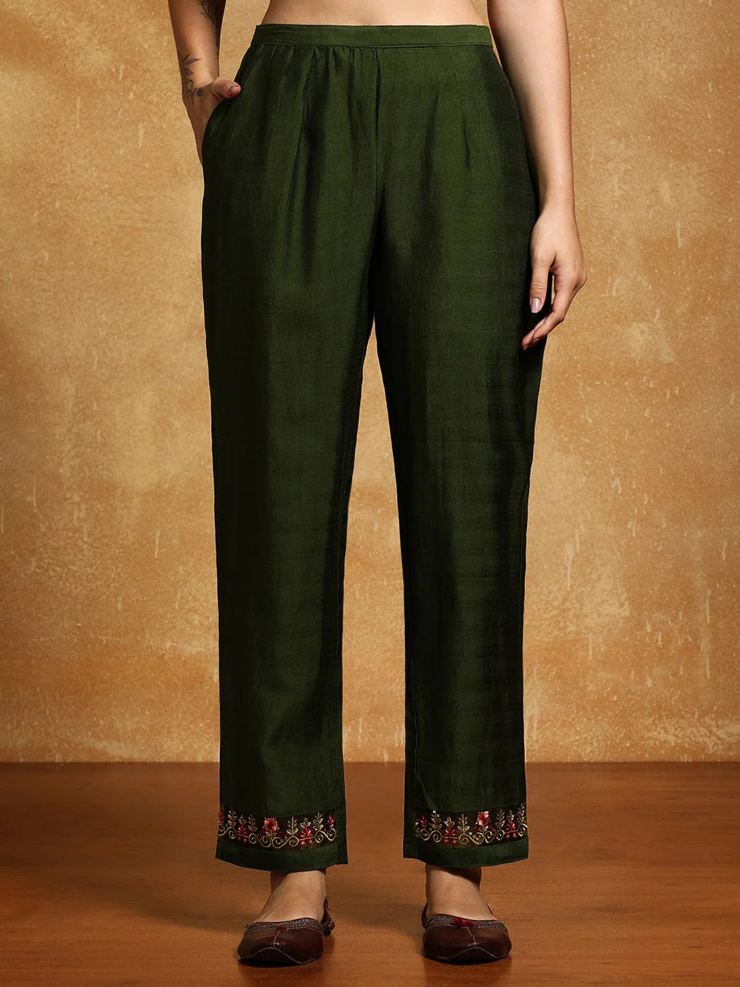 KF Women Floral Motif Thread Embroidered Yoke Kurta with Trouser & Dupatta