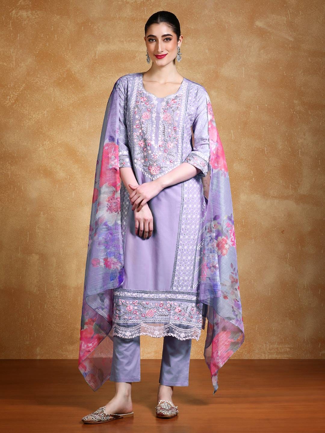 KF Thread Embroidered Kurta With Trouser & Floral Printed Dupatta
