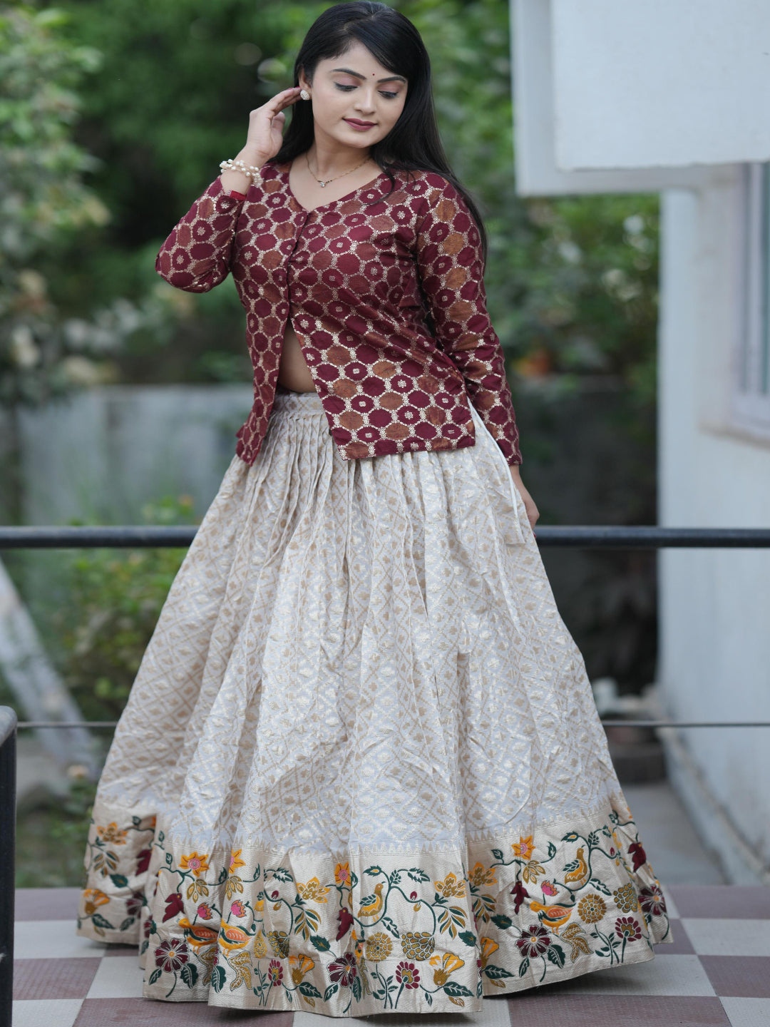 ES Fully stitched Jacquard Silk Lehenga with Paithani weaving, paired with Zari work Koti,