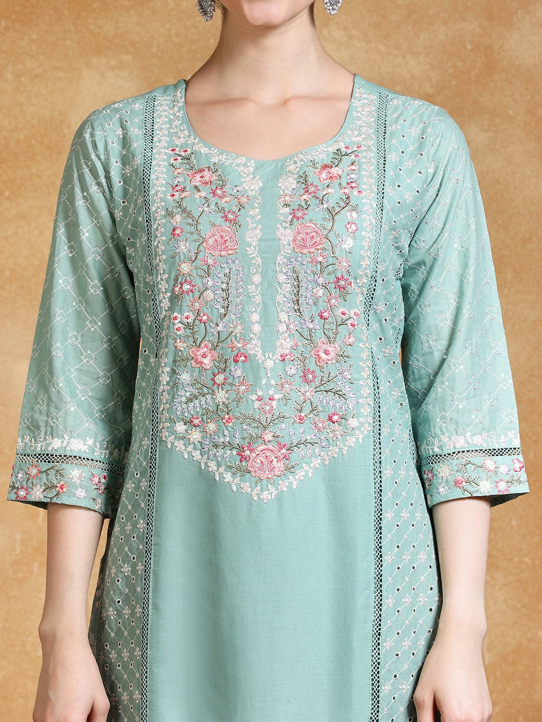 KF Thread Embroidered Kurta With Trouser & Floral Printed Dupatta
