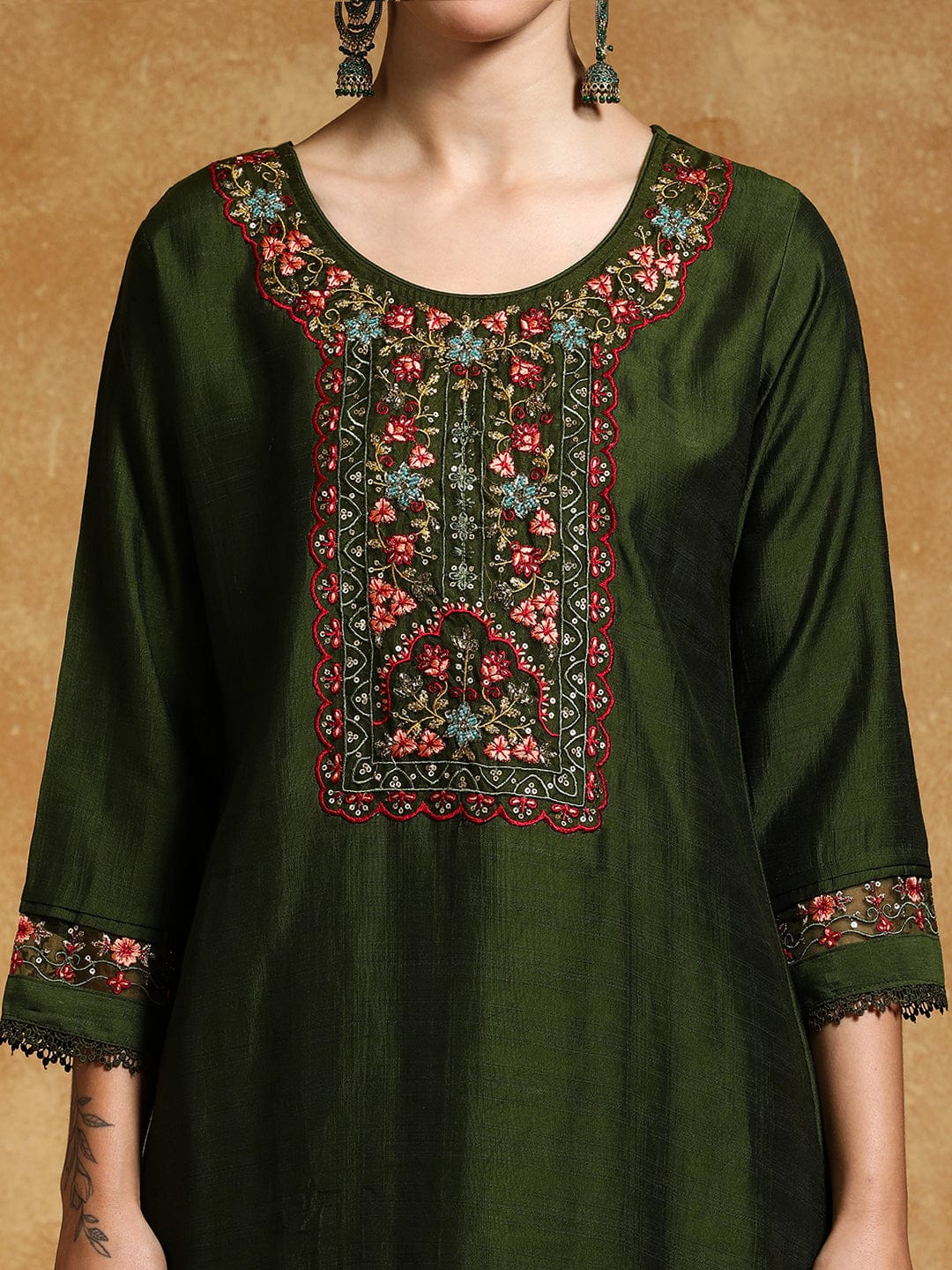 KF Women Floral Motif Thread Embroidered Yoke Kurta with Trouser & Dupatta