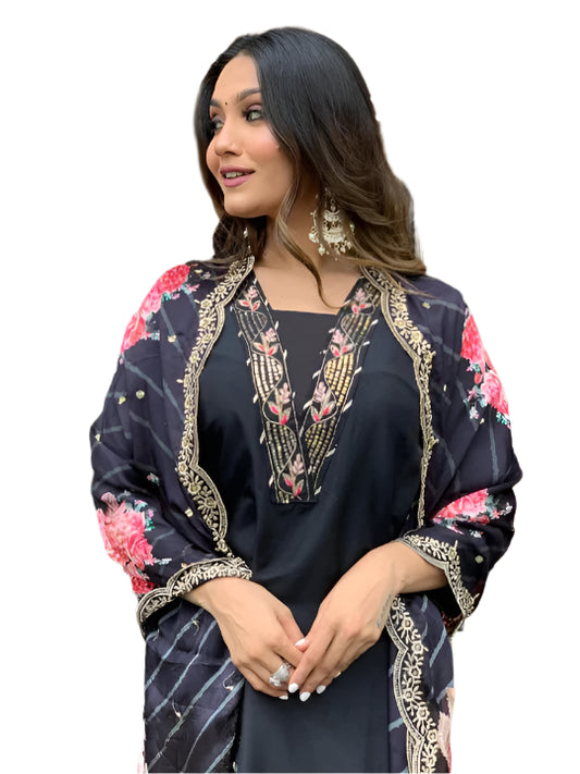 ICF Women Black floral round-neck kurta set with Dupatta