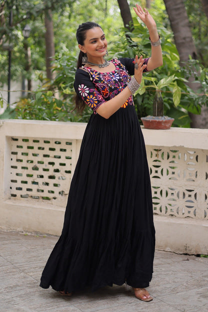ES Navratri Special Premium Kutchi Gamthi Embroidered Gown
