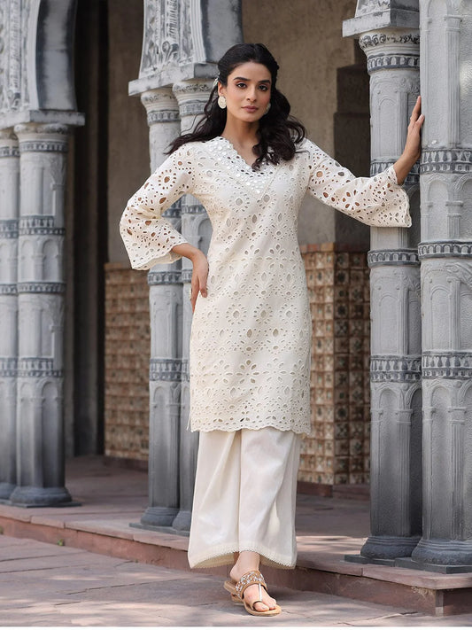 KF Women Floral Motif SchIffli Flared Sleeve Kurta With Trouser