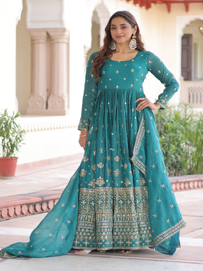 ES Full Sleeve Silver Crunchy Gown with Embroidery & 3M Flair