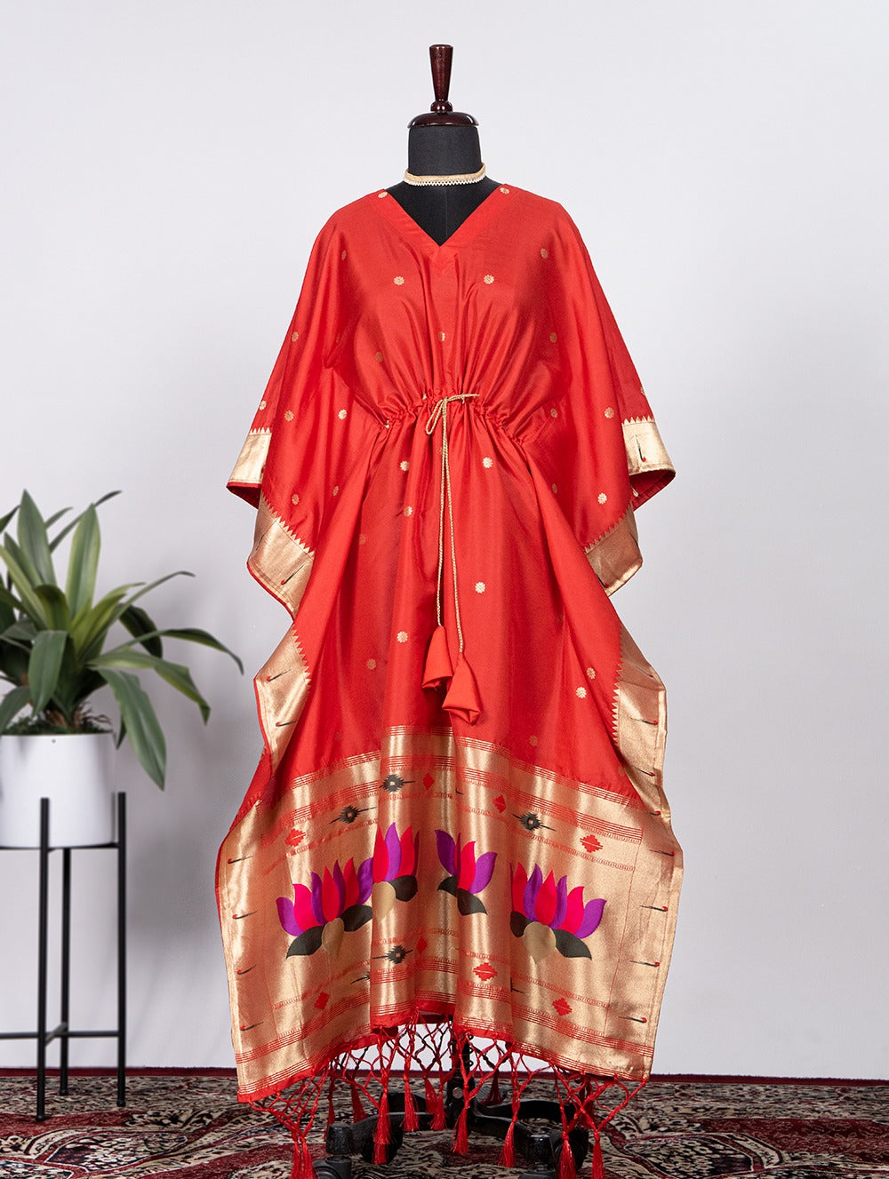 ES Pakistani Kaftan with Weaving Zari Work & Lace Border