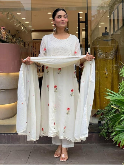 RE Designer White 3-Piece Festive Suit – Chanderi Silk & Embroidery