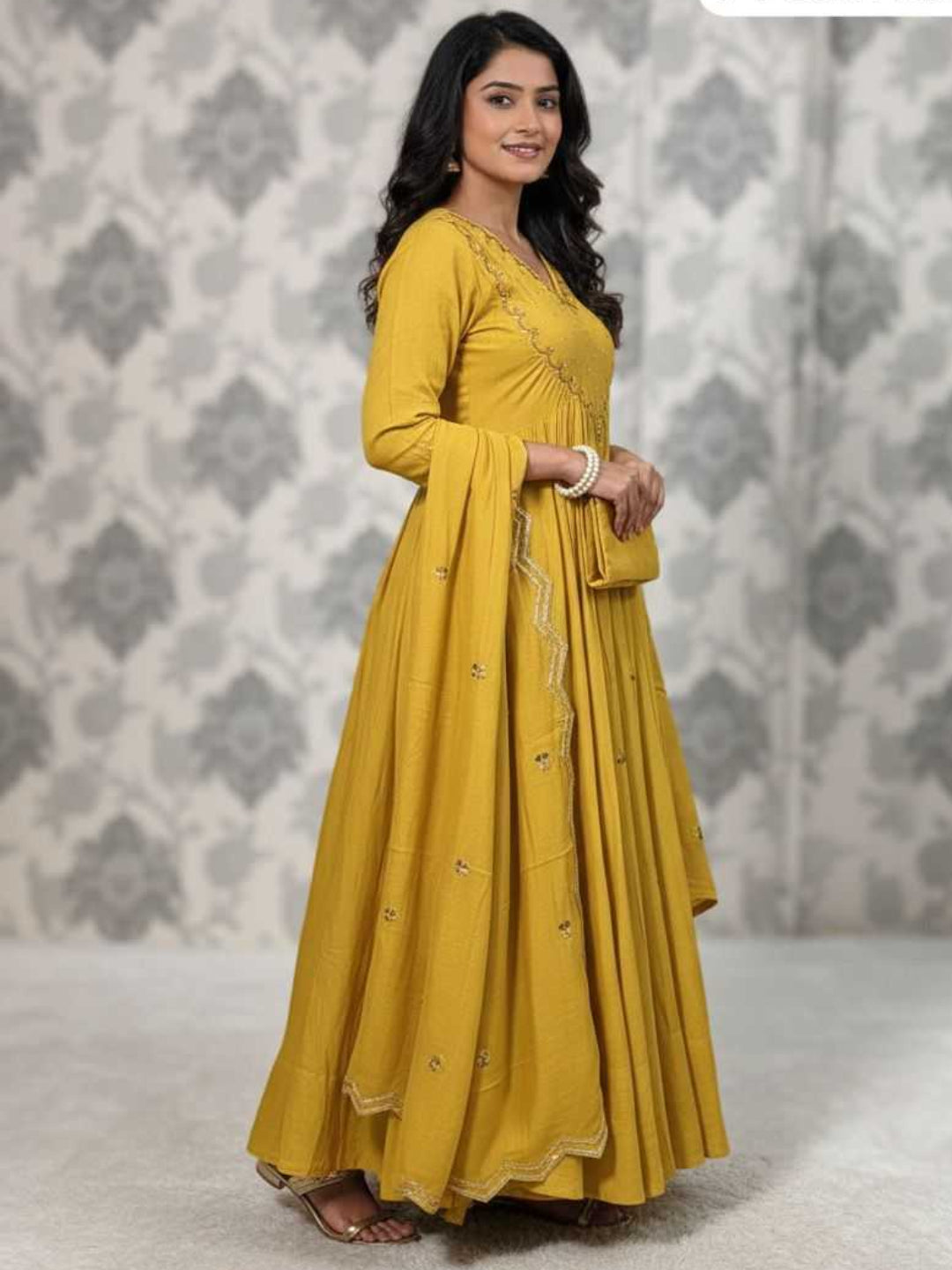 YNF Top Quality Chanderi 3-Piece Set: Round Kurti, Pant & Full-Length Dupatta