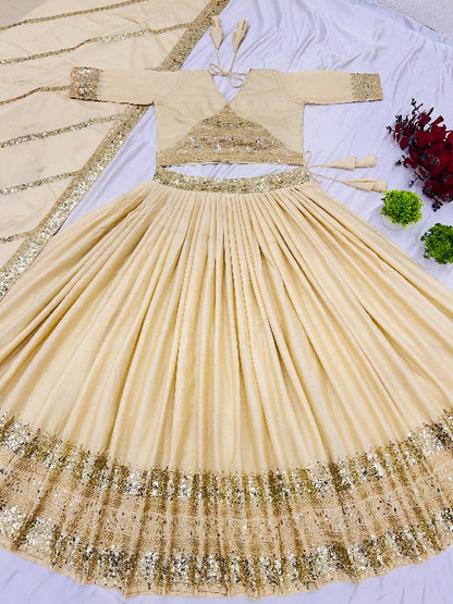 ES Women New Designers Party Wear Look Top Plazzo & Dupatta Set