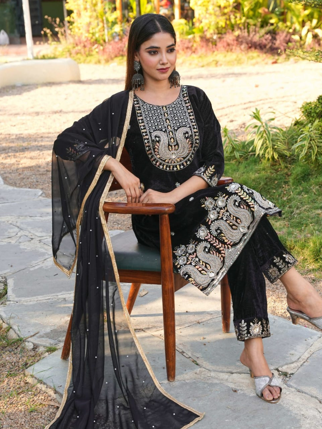 RE Designer 9000 Velvet Embroidered Suit Set with Sequin Work & Pearl Lace Dupatta (M-XXL)