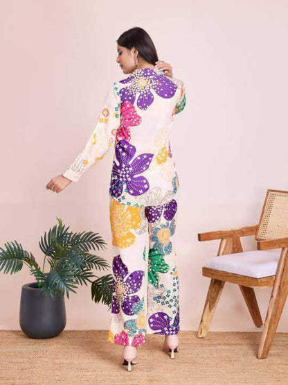 YNF ट्रेंडी व्हाइट फ्लोरल रेयॉन को-ऑर्ड सेट | कैज़ुअल और रेडी-टू-वियर टॉप-पैंट आउटफिट