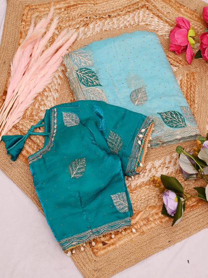 ES Luxurious Embroidered Saree with Ready-to-Wear Contrast Blouse