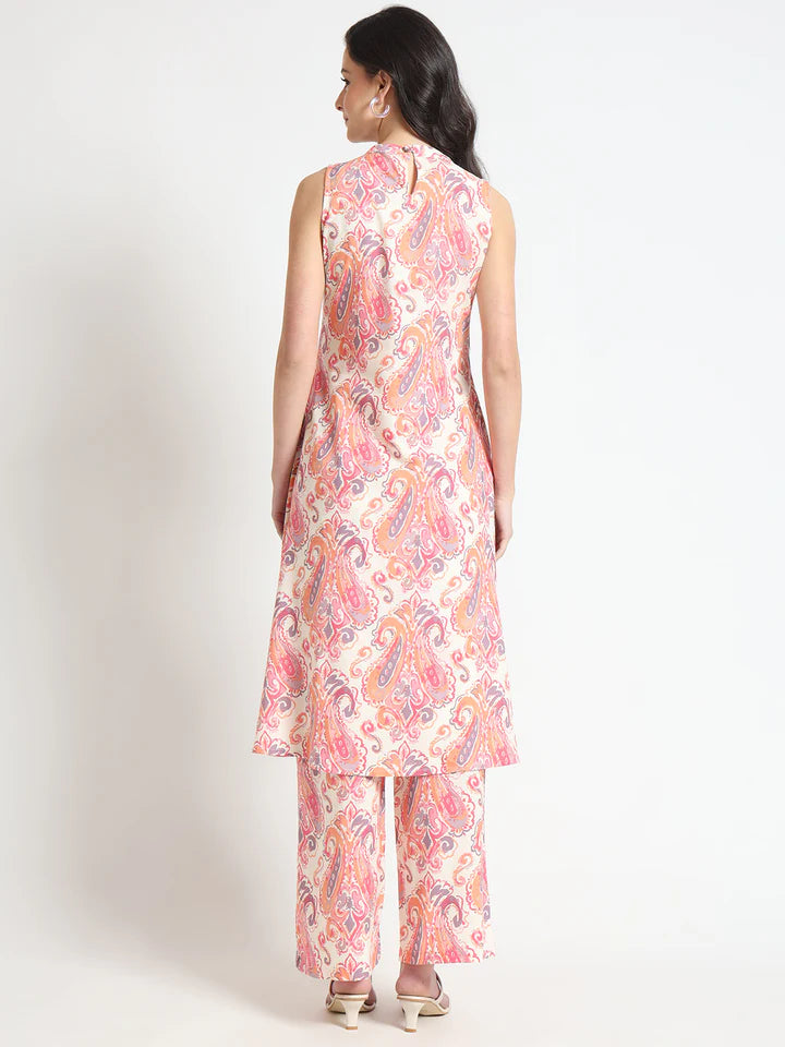 Divena Black Beautiful Floral Print Rayon Sleeveless straight-cut kurta with Pant for