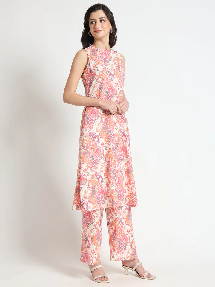 Divena Black Beautiful Floral Print Rayon Sleeveless straight-cut kurta with Pant for