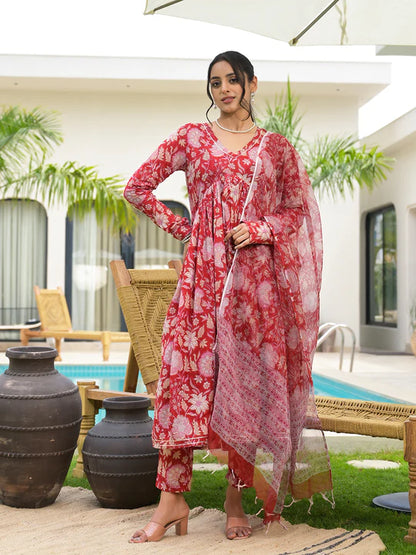 Divena Floral Printed Red Cotton Alia Cut Kurta Set for women - SSDK2024
