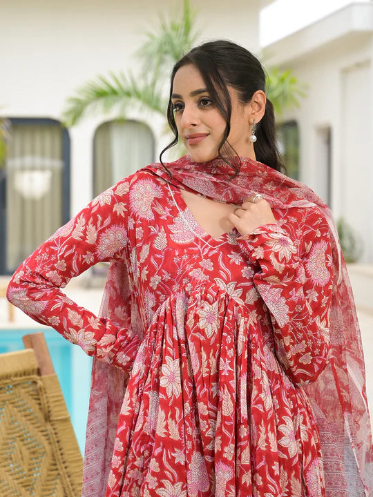 Divena Floral Printed Red Cotton Alia Cut Kurta Set for women - SSDK2024