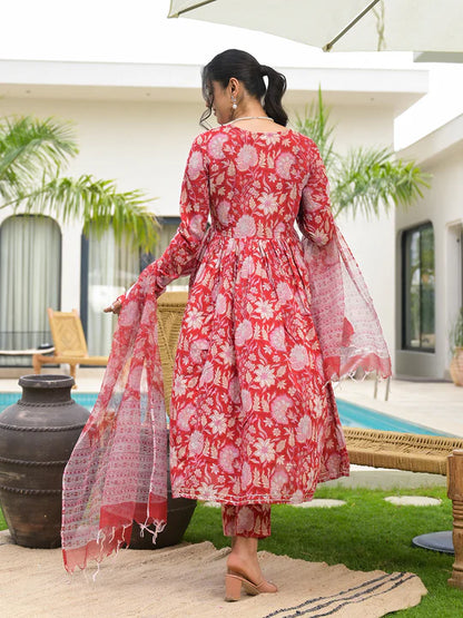 Divena Floral Printed Red Cotton Alia Cut Kurta Set for women - SSDK2024