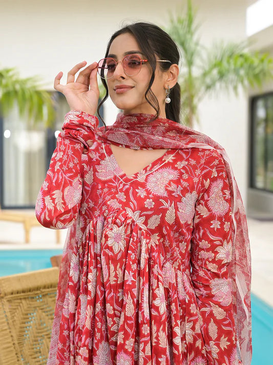 Divena Floral Printed Red Cotton Alia Cut Kurta Set for women - SSDK2024